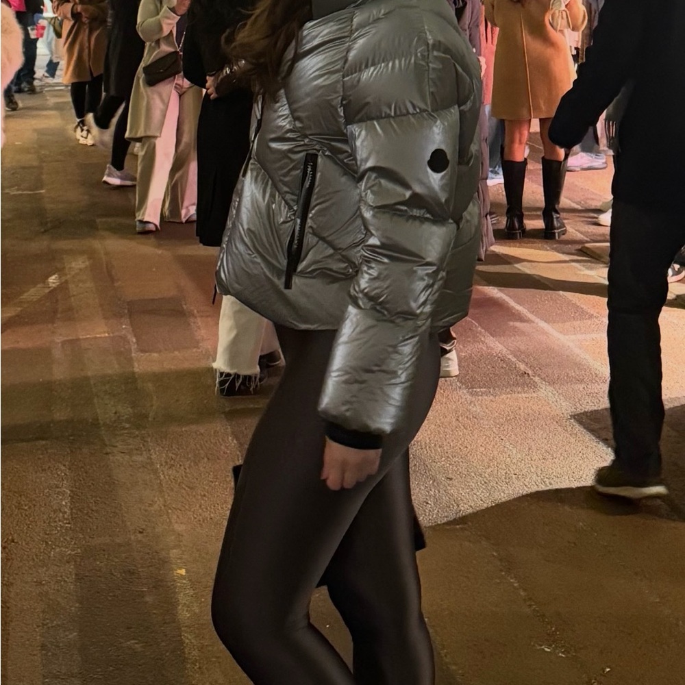 Moncler Avoriaz Down Puffer jacket Size 0 - Picture 2 of 4